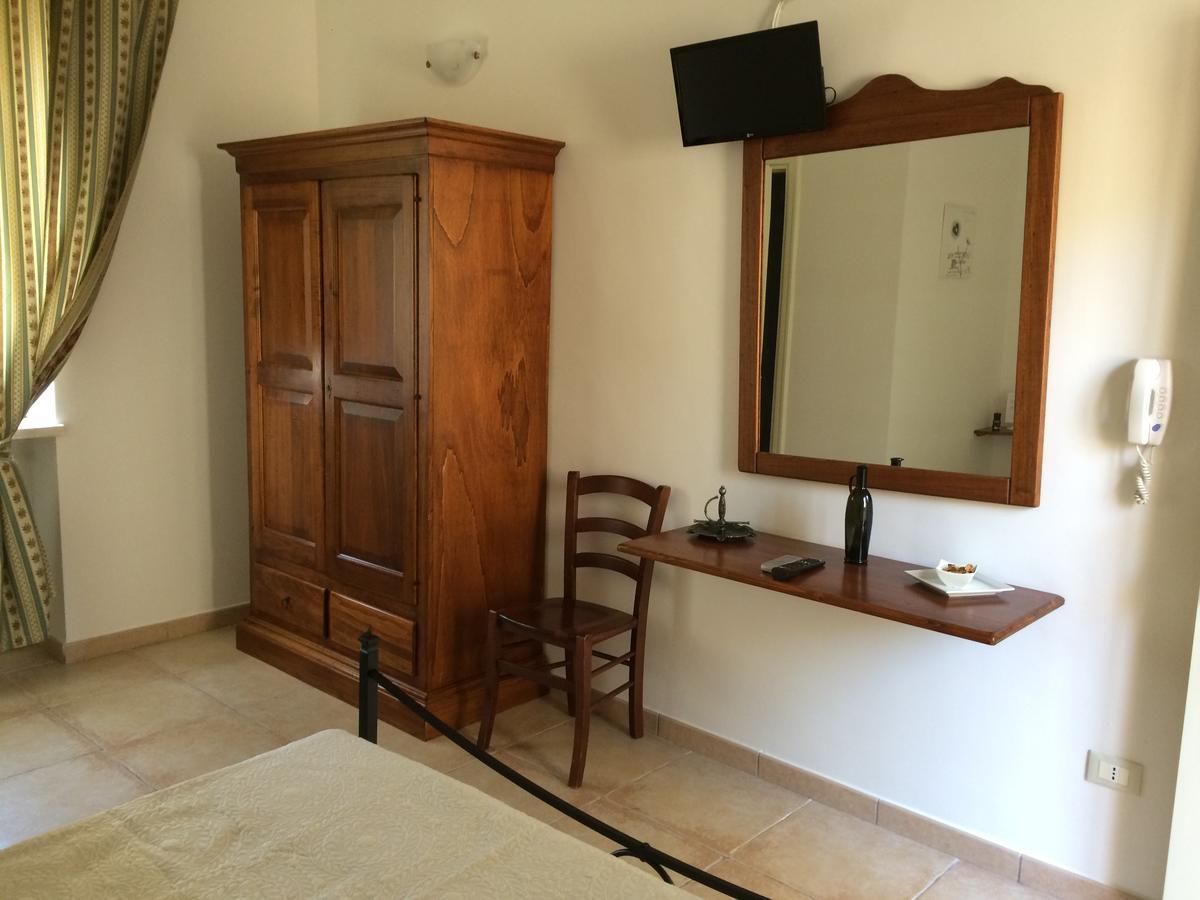 La Locanda al Castello Pulsano Esterno foto